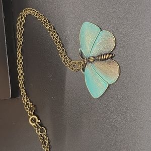 Flutteryby necklace